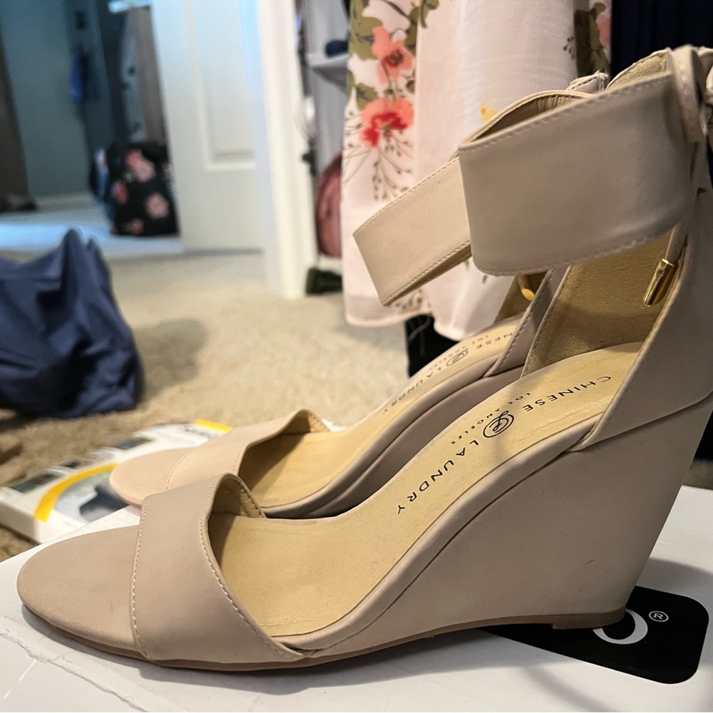 Chinese laundry, size 7 open toe wedge heel